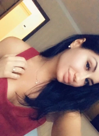 Olinka W